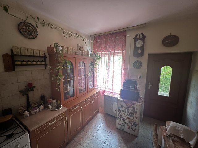 Eladó családi ház, Egerben 69 M Ft, 4+2 szobás