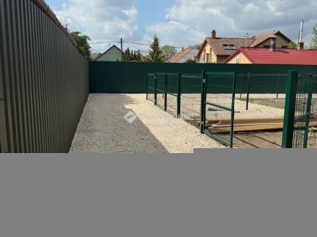 Eladó téglalakás, Vecsésen 80.5 M Ft, 4 szobás