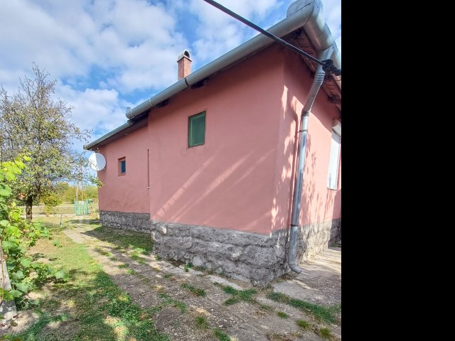 Eladó ikerház, Emődön 9.99 M Ft, 2 szobás