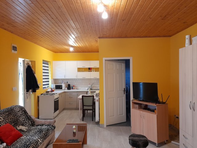 Eladó családi ház, Ráckeresztúron 69.9 M Ft, 5 szobás