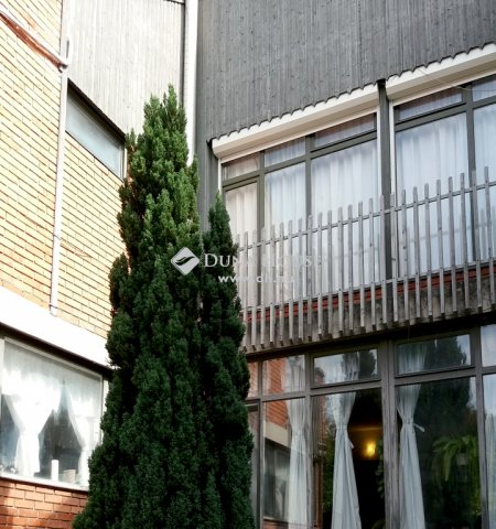 Eladó téglalakás, Budakeszin 123.9 M Ft, 3+1 szobás