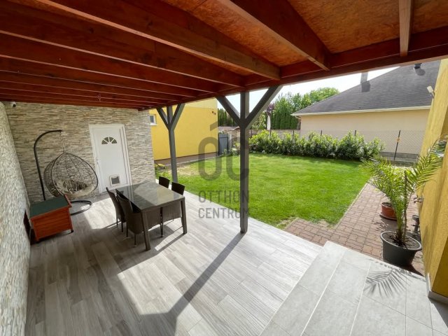 Eladó családi ház, Győrött 105 M Ft, 5 szobás