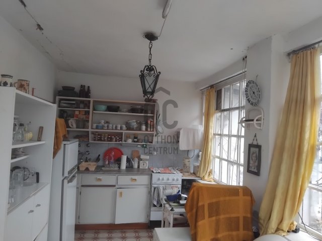 Eladó családi ház, Velencén 38.5 M Ft, 2 szobás