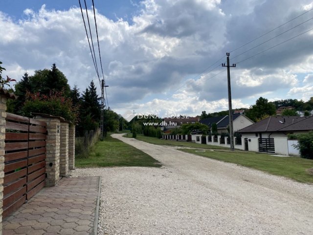 Eladó ikerház, Telkin 149 M Ft, 5 szobás / költözzbe.hu