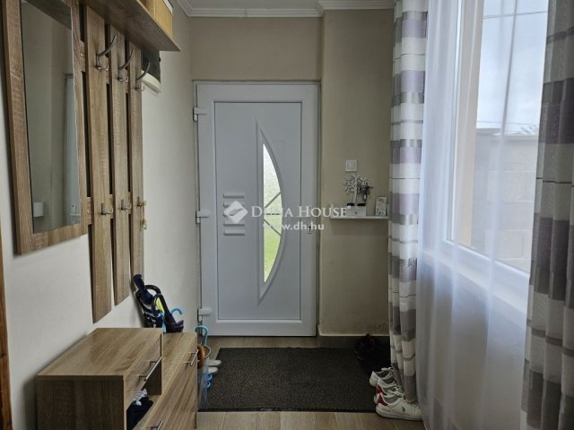 Eladó családi ház, Nagytótfalun 49.5 M Ft, 3 szobás