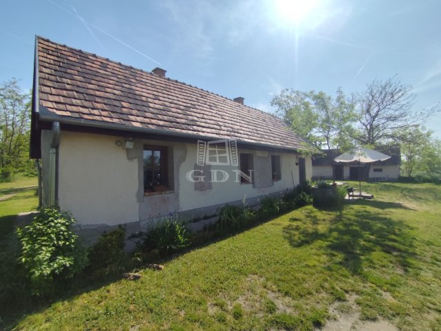 Eladó családi ház, Jakabszálláson 15.9 M Ft, 2 szobás