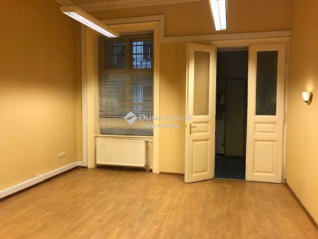 Eladó téglalakás, Budapesten, IX. kerületben 121.2 M Ft
