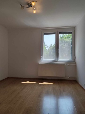 Eladó téglalakás, Keszthelyen 44.9 M Ft, 2 szobás