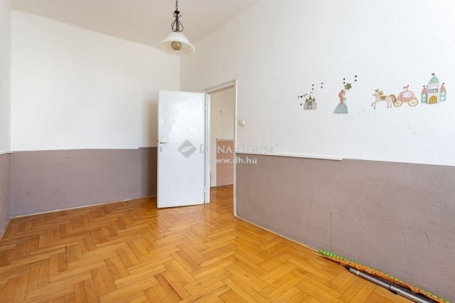 Eladó téglalakás, Budapesten, XXI. kerületben 44.5 M Ft