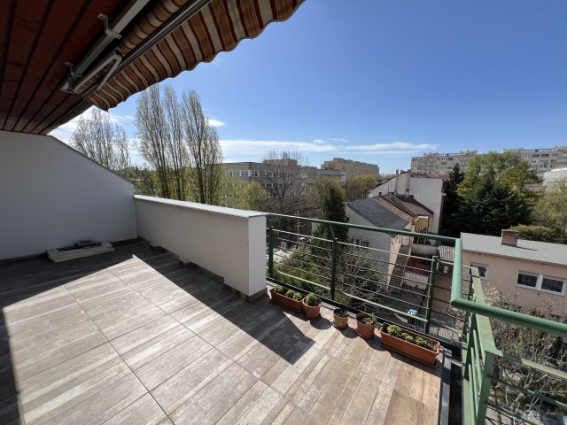 Eladó téglalakás, Budapesten, XI. kerületben 165 M Ft, 4 szobás