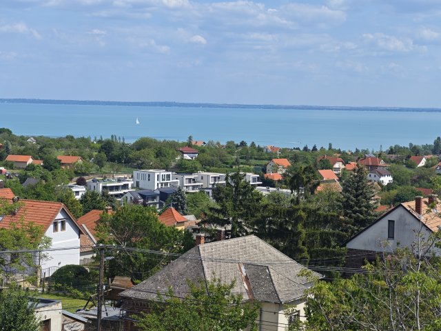 Eladó telek, Alsóörsön 199.9 M Ft / költözzbe.hu