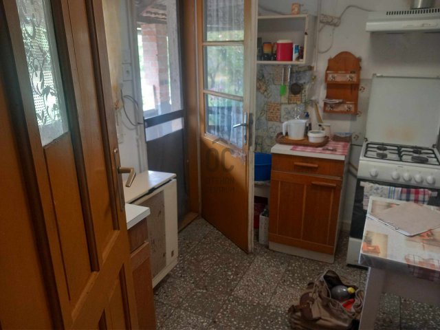 Eladó családi ház, Tiszaföldváron 12 M Ft, 2 szobás