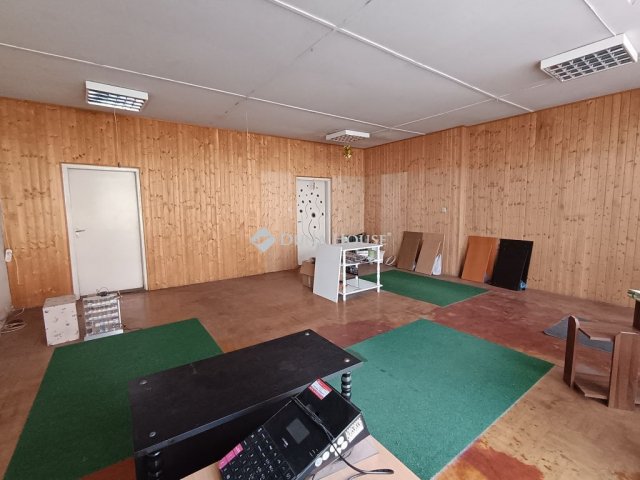 Eladó sorház, Kisbéren, Széchenyi utcában 54.5 M Ft, 6 szobás