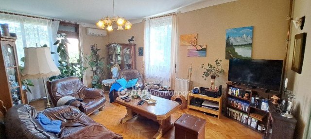 Eladó téglalakás, Mezőkovácsházán 16 M Ft, 2 szobás