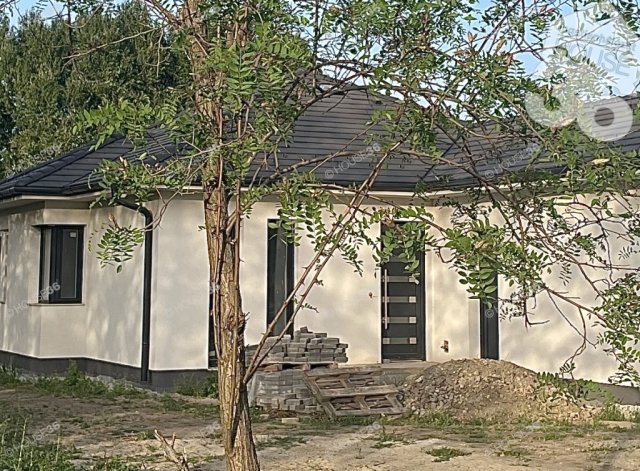 Eladó családi ház, Kecskeméten 72.2 M Ft, 4 szobás