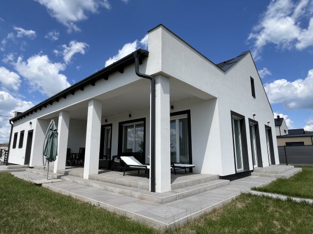 Eladó családi ház, Balatongyörökön 222.398 M Ft, 3 szobás
