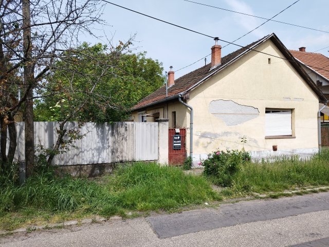 Eladó családi ház, Hatvanban 24.9 M Ft, 3 szobás