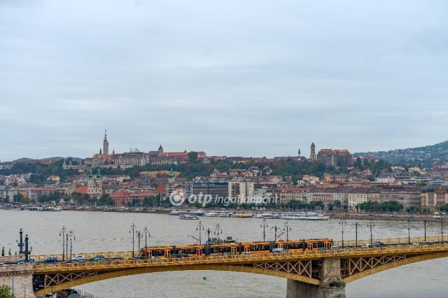 Eladó téglalakás, Budapesten, XIII. kerületben 258 M Ft