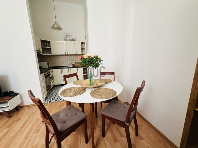 Eladó téglalakás, Budapesten, V. kerületben 95 M Ft, 2 szobás