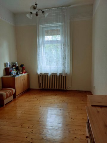 Eladó családi ház, XIX. kerületben, Vas Gereben utcában