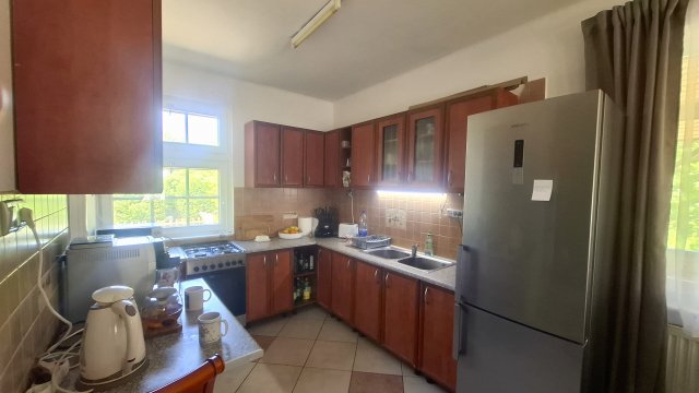Kiadó családi ház, albérlet, Szombathelyen 350 E Ft / hó