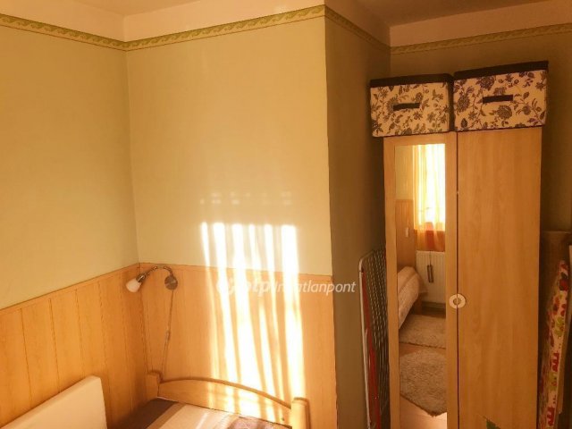 Eladó téglalakás, Gyöngyösön 24.9 M Ft, 1 szobás