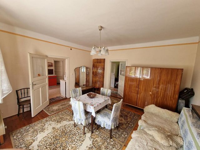 Eladó családi ház, Dunakeszin 99.9 M Ft, 2 szobás