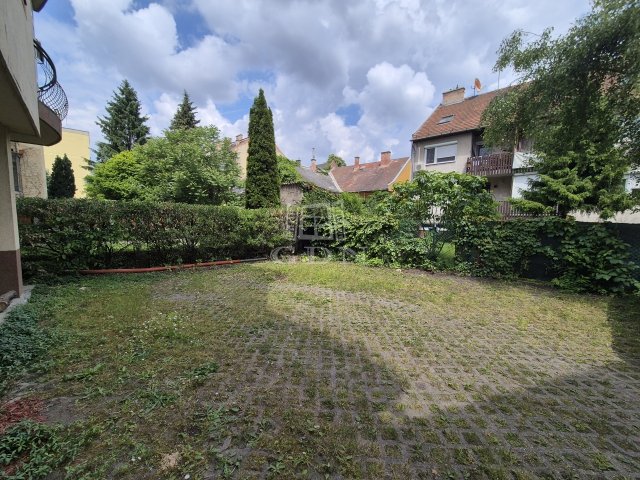 Eladó téglalakás, Budapesten, X. kerületben 89.9 M Ft, 4 szobás