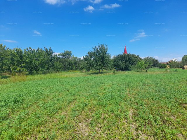 Eladó telek, Kistokajon 15 M Ft / költözzbe.hu