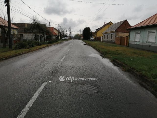 Eladó telek, Hatvanban 12 M Ft / költözzbe.hu