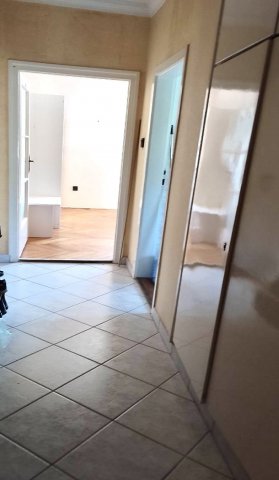 Kiadó téglalakás, albérlet, Debrecenben 130 E Ft / hó, 3 szobás