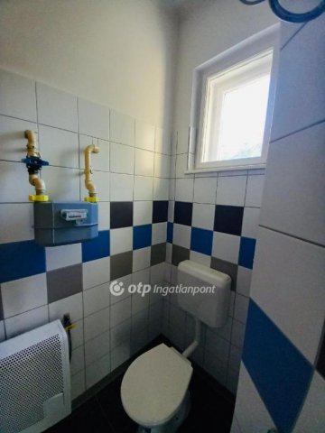 Eladó családi ház, Taksonyon 59.9 M Ft, 3 szobás