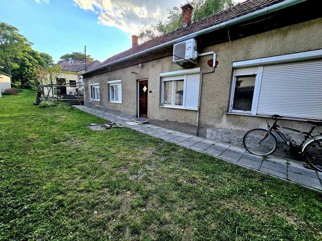 Eladó téglalakás, Siklóson 25.9 M Ft, 2 szobás