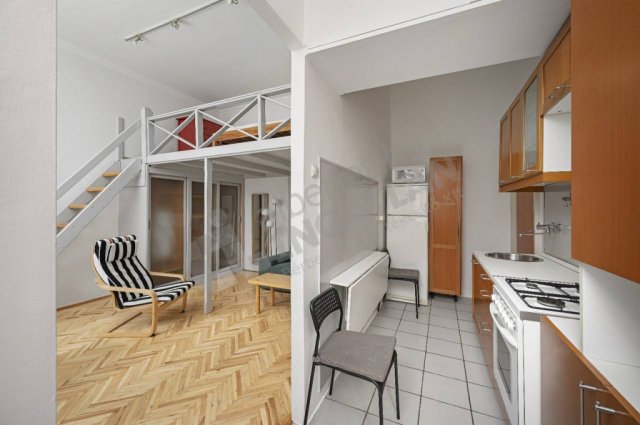 Kiadó téglalakás, albérlet, Budapesten, VI. kerületben