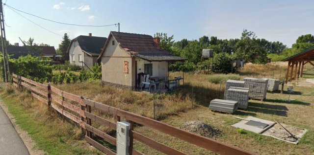 Eladó telek, Dunapatajon 15 M Ft / költözzbe.hu