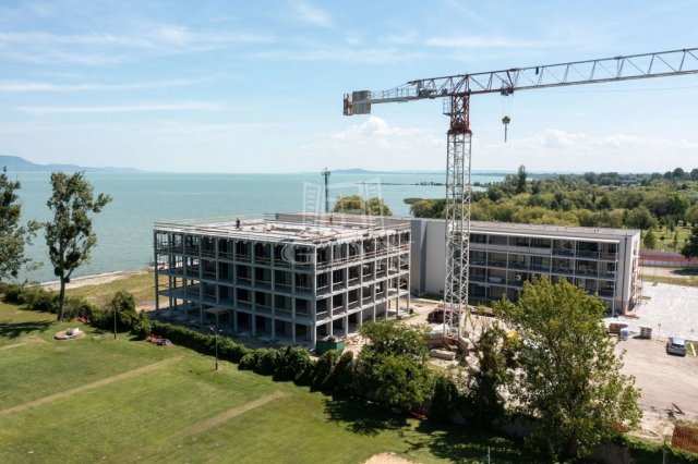 Eladó téglalakás, Balatonmáriafürdőn 46.9 M Ft, 1 szobás