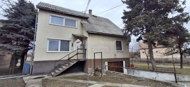 Eladó családi ház, Dömsödön 49 M Ft, 5 szobás