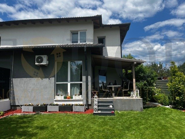 Eladó ikerház, Diósdon 145 M Ft, 5 szobás / költözzbe.hu