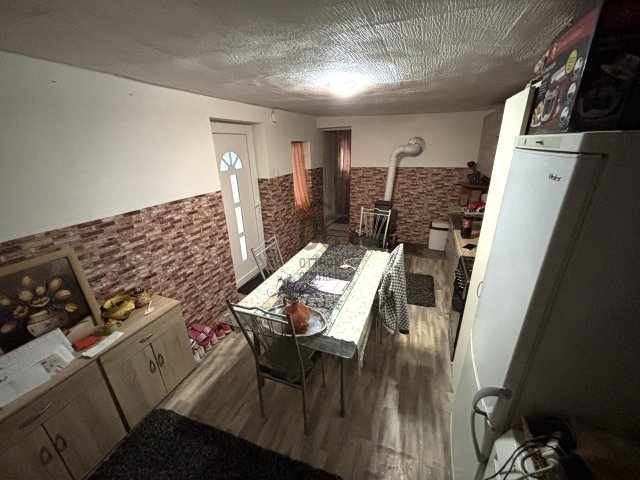 Eladó családi ház, Vámospércsen 26.99 M Ft, 2 szobás