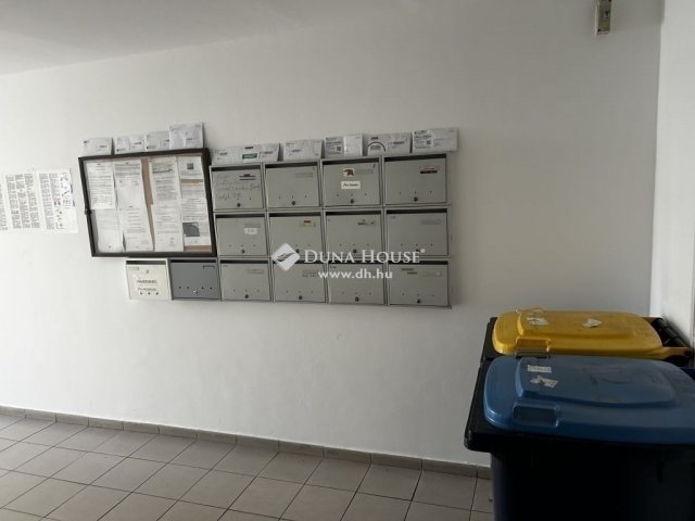 Eladó téglalakás, Budapesten, XVIII. kerületben 80 M Ft