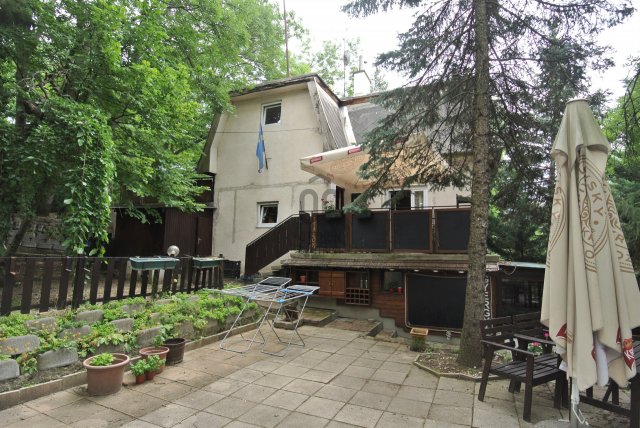 Eladó családi ház, Budapesten, II. kerületben 265 M Ft, 4 szobás