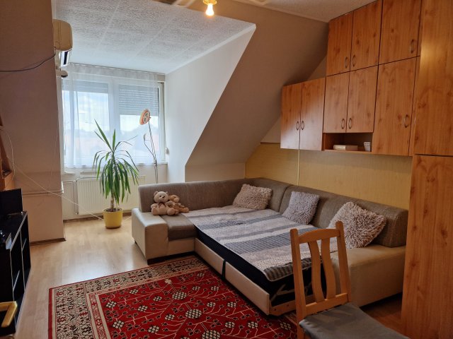 Eladó téglalakás, Monoron 45 M Ft, 1 szobás