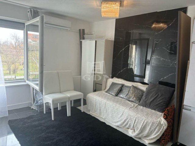 Eladó téglalakás, Cserszegtomajon 25.5 M Ft, 1 szobás