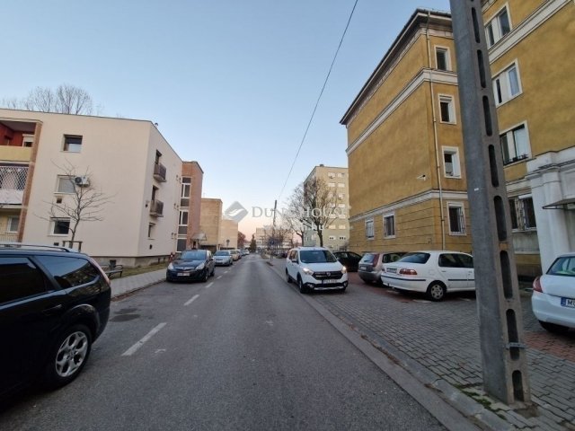 Eladó téglalakás, Budapesten, XIII. kerületben 53 M Ft, 1 szobás