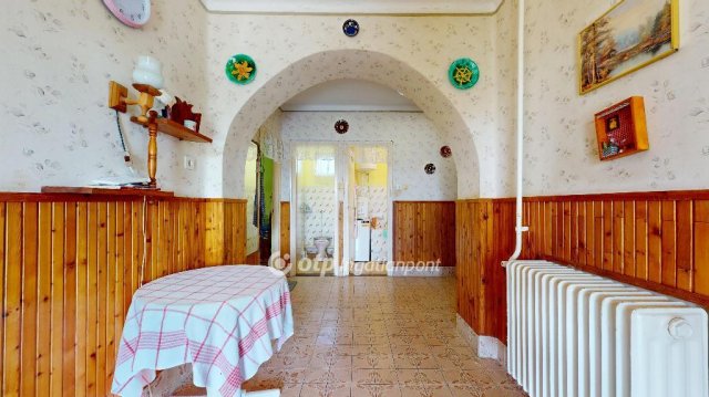 Eladó családi ház, Aszalón 25 M Ft, 3 szobás