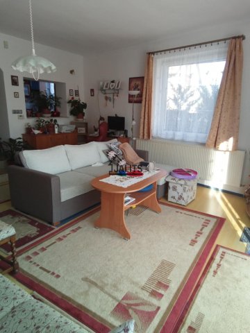 Eladó családi ház, Veresegyházon 129 M Ft, 5+1 szobás