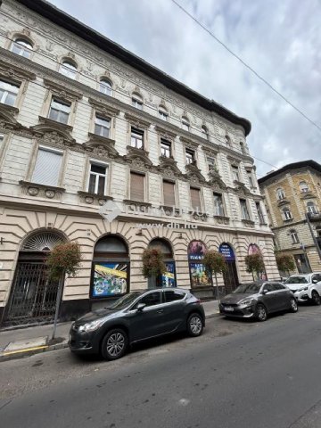 Eladó téglalakás, Budapesten, VII. kerületben 110 M Ft, 3 szobás