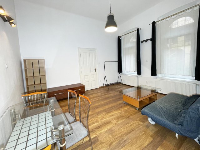 Eladó téglalakás, Budapesten, VI. kerületben 60 M Ft, 2 szobás