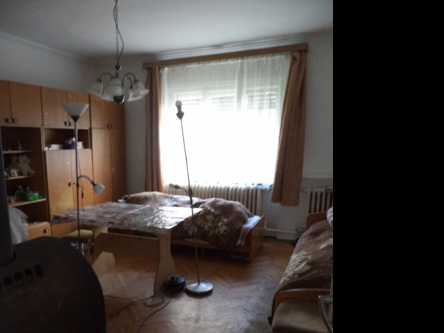 Eladó családi ház, Várpalotán 42 M Ft, 3 szobás