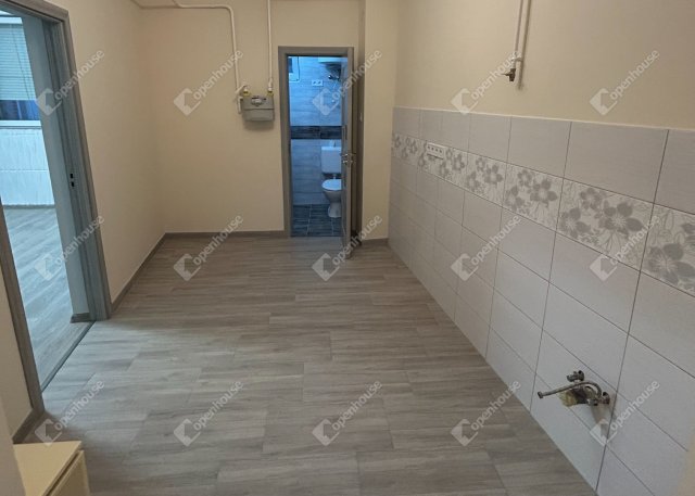 Eladó családi ház, Debrecenben 31.5 M Ft, 1 szobás